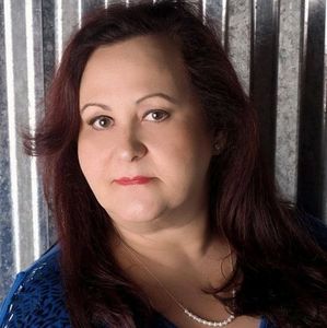 Meet your Posher, Linda